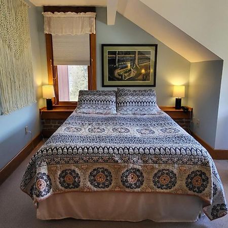 Bross Hotel B & B Paonia ภายนอก รูปภาพ